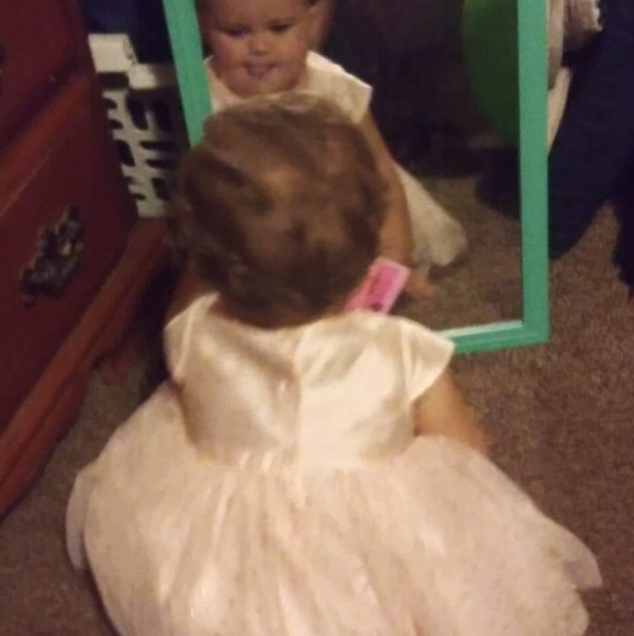 Meet your Posher, Sherry - Picture 1 of 1